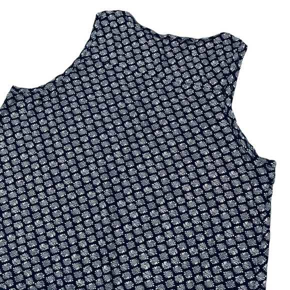 Ann Taylor Loft size small navy blue & white sleeveless top, lace around bottom - Picture 9 of 14